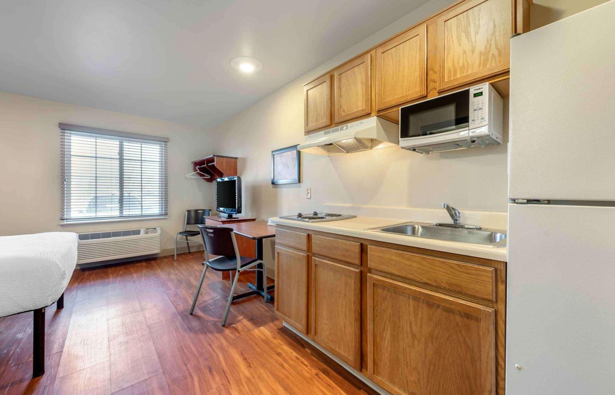 Extended Stay America Select Suites - Colorado Springs - Airport Eksteriør bilde