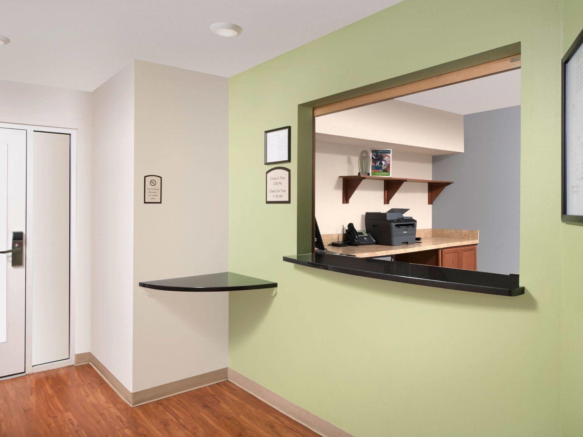 Extended Stay America Select Suites - Colorado Springs - Airport Eksteriør bilde